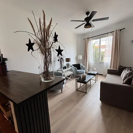 Luxury, Newly Renovated, 2-room Apartment, Banana Apartment Cannes