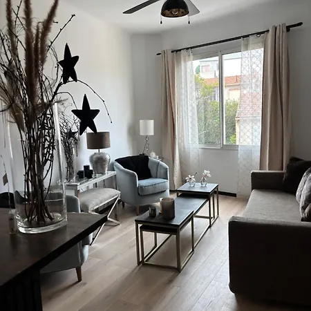 Apartment Luxury, Newly Renovated, 2-room Apartment, Banana *