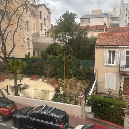 Luxury, Newly Renovated, 2-room Apartment, Banana Cannes